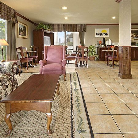 Days Inn By Wyndham Crowley מראה פנימי תמונה